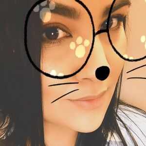 Meet your Posher, Sixta